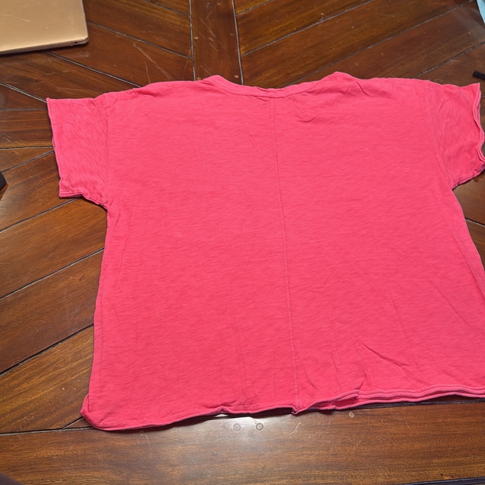 Pink T shirt - Picture 2 of 5